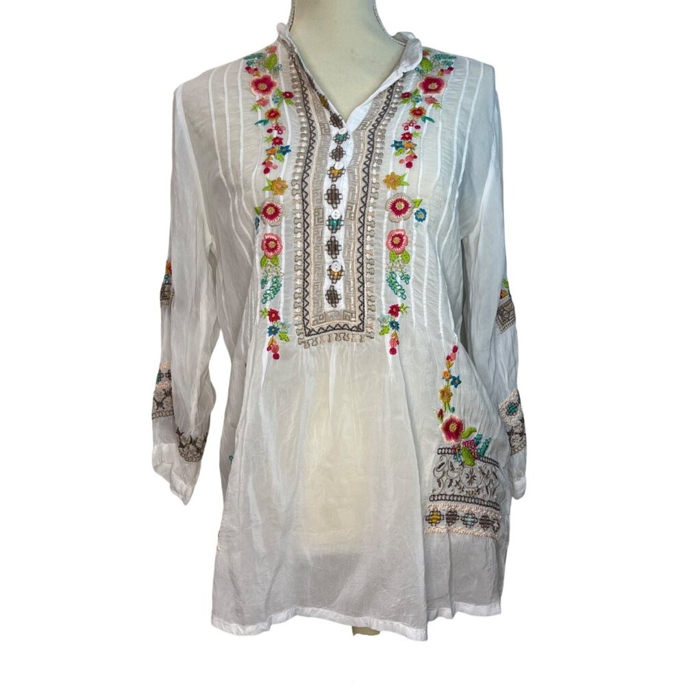 Johnny Was Floral Embroidered Tunic Top Women's Size XS 100% Rayon Sheer V-Neck
